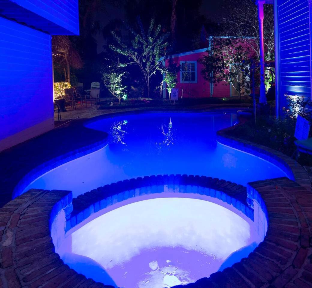 Villa Five Br - Sleeps 10! Steps From French Quarter New Orleans Esterno foto