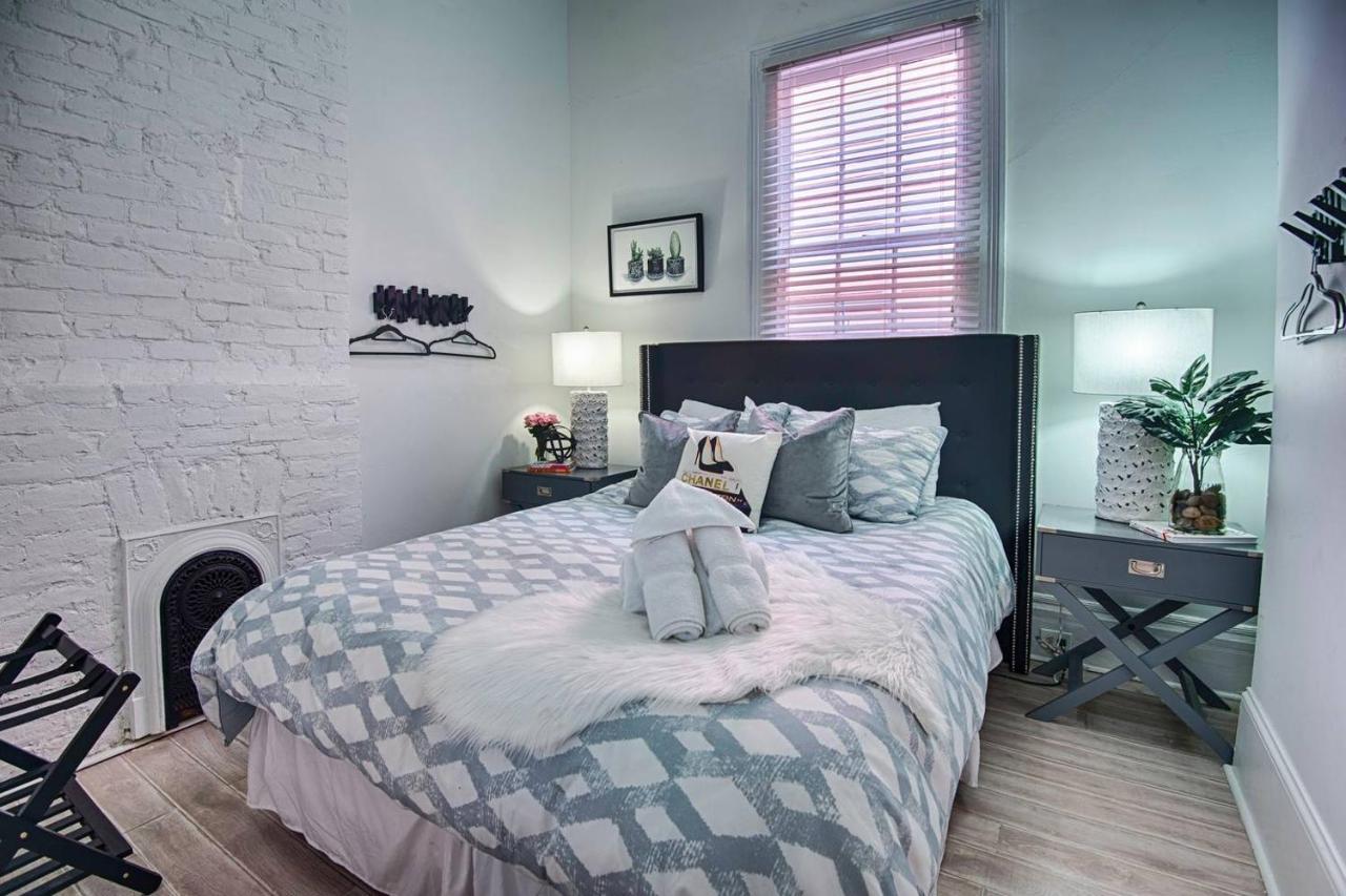 Villa Five Br - Sleeps 10! Steps From French Quarter New Orleans Esterno foto
